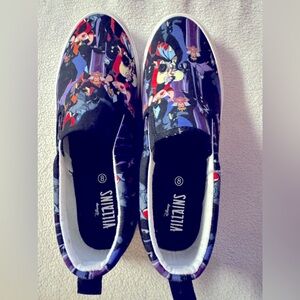 NWT Disney Villain Vans Size 8 Women’s